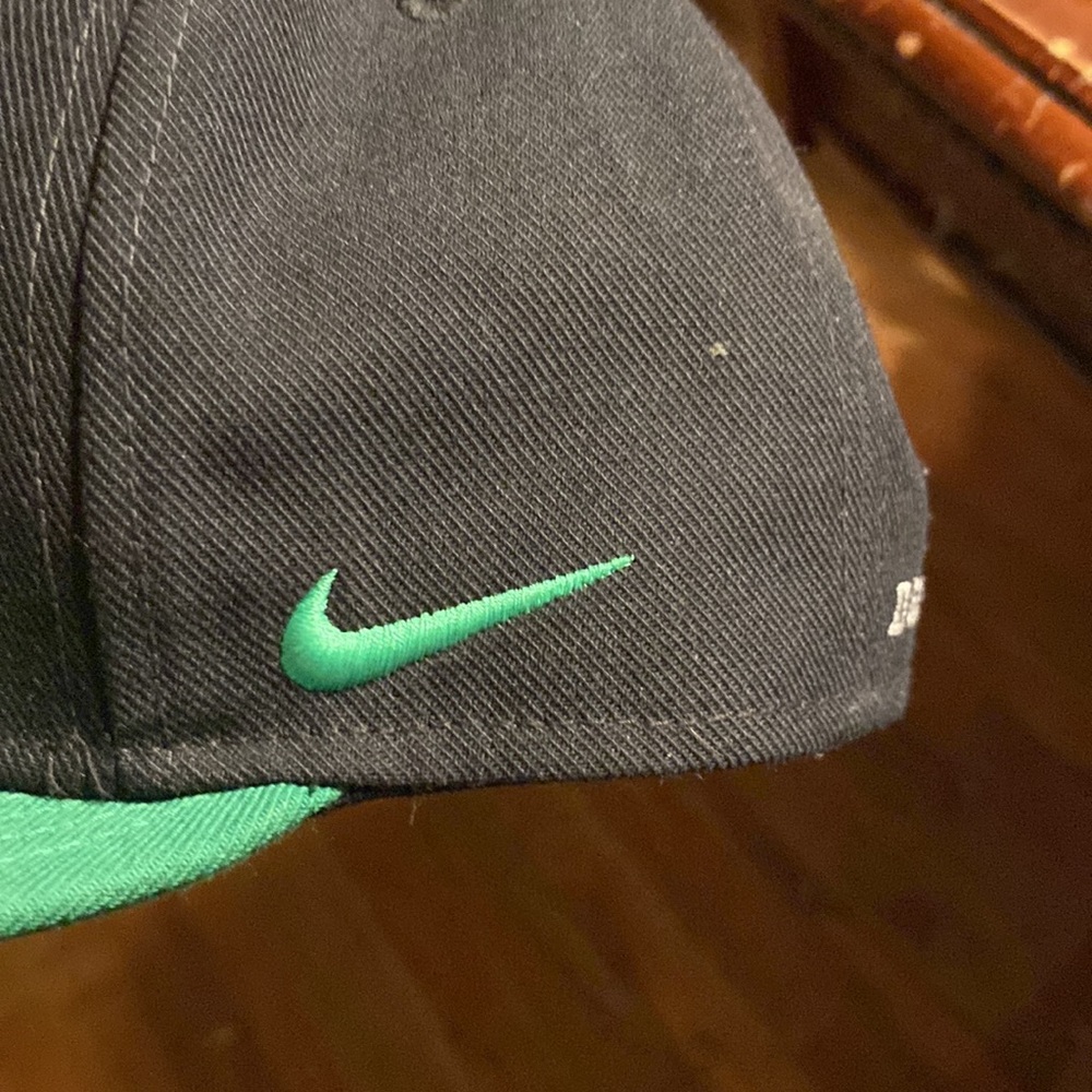 Nike true Sri-fit snap back hat - Picture 6 of 9